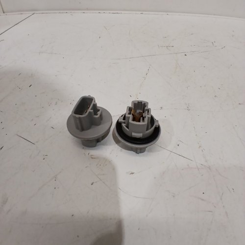 2PK FRONT TURN SIGNAL LIGHT BULB REPLACEMENT - FIT FOR VARIOUS MODELS - (MODEL:90075-60060) image 4