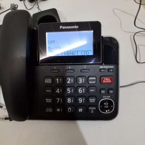 PANASONIC DIGITAL 2-IN-1 CORDED & CORDLESS PHONE WITH ANSWERING SYSTEM- BLACK (MODEL:KX-TGF872CB) image 2