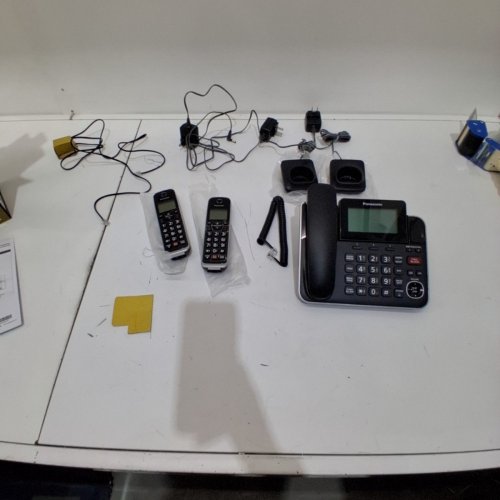 PANASONIC DIGITAL 2-IN-1 CORDED & CORDLESS PHONE WITH ANSWERING SYSTEM- BLACK (MODEL:KX-TGF872CB) image 3