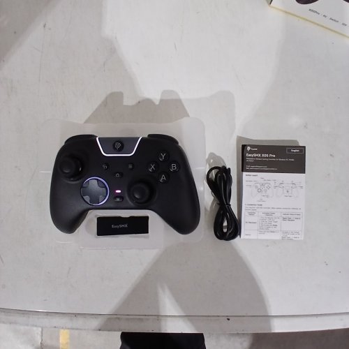 EASYSMX MULTIPLATFORM WIRELESS GAMING CONTROLLER WITH QUIET BUTTON AND 2.4G USB RECEIVER AND BLUETOOTH MODES FOR PC/SWITCH/IOS/ANDROID - BLACK (MODEL: X05PRO) image 2
