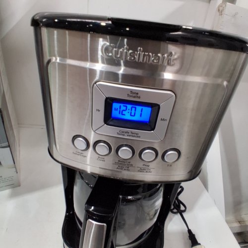 CUISINART PERFECTEMP PROGRAMMABLE SELF-CLEAN COFFEEMAKER - 14-CUP - BLACK/STAINLESS STEEL (MODEL: DCC-3200NASC) image 2