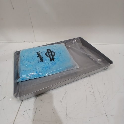 PETSAFE SCOOP-FREE REUSABLE LITTER BOX TRAY WITH CRYSTAL CAT LITTER FOR USE WITH PETSAFE LITTER BOXES - 20" X 14" - 4.3LB - GREY (MODEL: ZAC10-18121) image 2