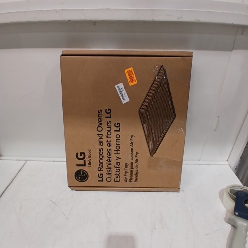 LG GENUINE RANGES AND OVENS AIR FRY TRAY (MODEL: LRAL303S.ASTLLNA) image 3