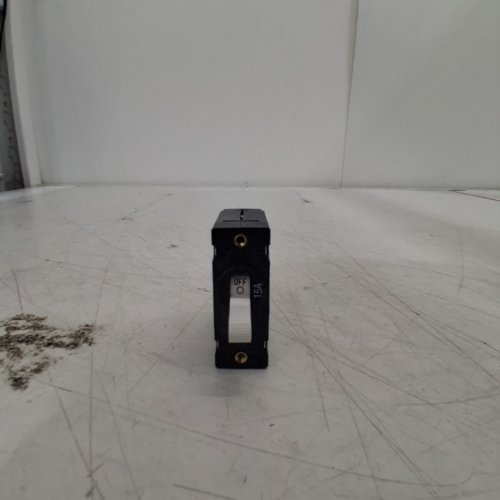BLUE SEA SYSTEMS A-SERIES TOGGLE SINGLE POLE CIRCUIT BREAKER - 15AMP - WHITE (MODEL: 7210) image 2