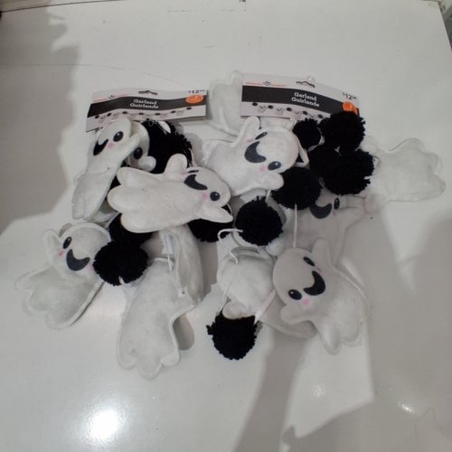 2PK WAY TO CELEBRATE GHOST GARLAND - 12FT - BLACK AND WHITE image 2