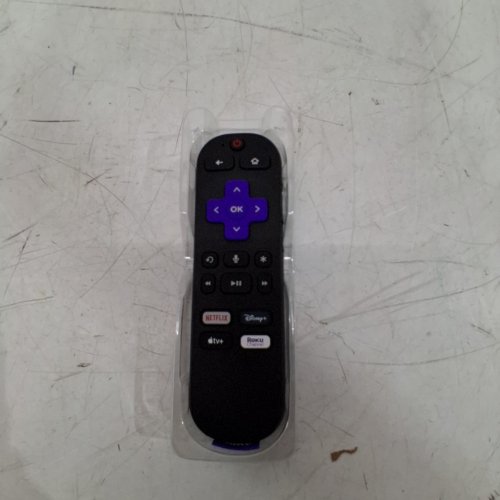ROKU VOICE REMOTE FOR ROKU PLAYERS AND ROKU TVS - MODEL#RCAL7CA image 2
