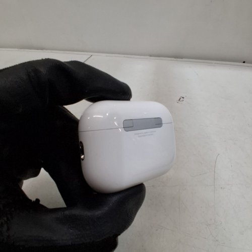 APPLE AIRPODS PRO WITH MAGSAFE CHARGING CASE (USB-C) (3ND GEN) - WHITE (MODEL: A3064) image 5