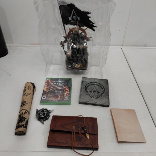 XBOX ASSASSIN'S CREED BLACK FLAG RESYNCED COLLECTOR'S EDITION image 2
