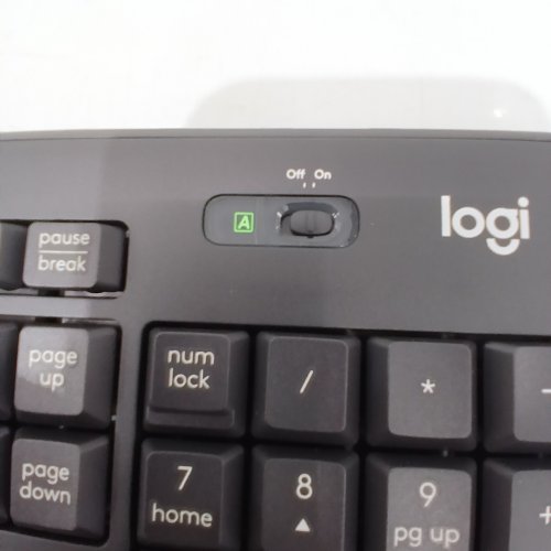 2PC LOGITECH WIRELESS MOUSE AND KEYBOARD COMBO WITH SILENT TOUCH TECHNOLOGY - GRAPHITE (MODEL: MK295) image 3
