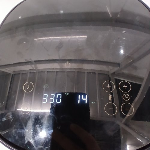ZWILLING ELECTRICS AIR FRYER WITH 8 PROGRAMABLE SETTINGS - 4QT - BLACK (MODEL: 1024869) image 3