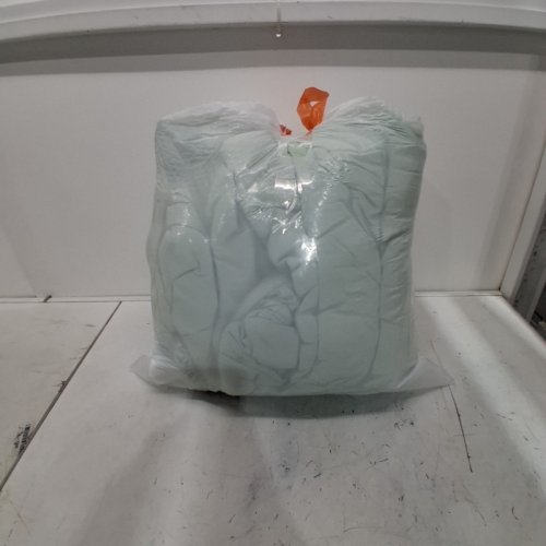 BEDSURE GENTLESOFT QUILTED ALL SEASON MICROFIBER COMFORTER - Cal King - MINT GREEN image 3