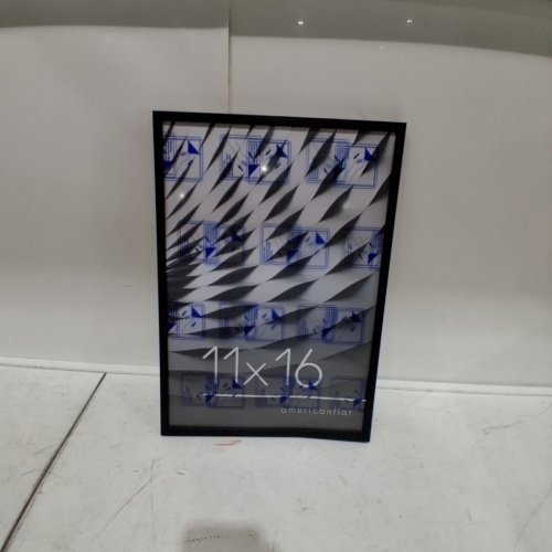 AMERICAN FLAT PICTURE FRAME WITH SHATTER-RESISTANT GLASS - 11" X 16" - WHITE image 2