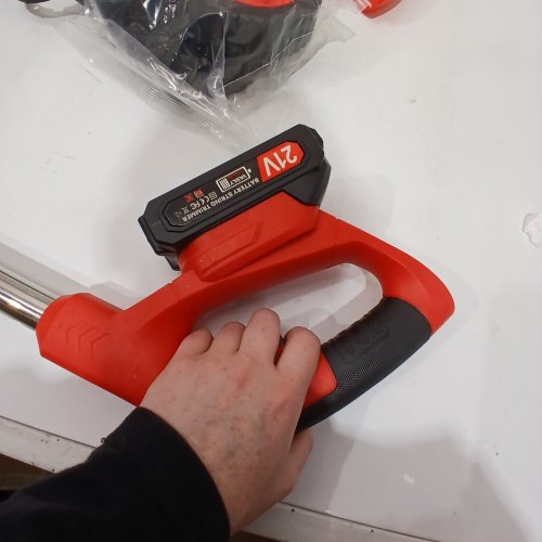 HEJUNRY CORDLESS 3-IN-1 ELECTRIC WEED WACKER - 21 V - RED (MODEL: HT-902) image 2