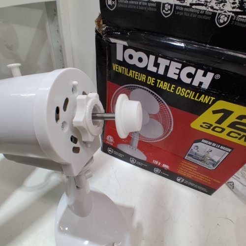 TOOLTECH 3-SPEED OSCILLATING DESK FAN - 12" - WHITE (MODEL: 100076) image 2