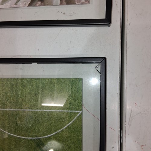 UMBRA EXHIBIT 9-FRAME HANGING DISPLAY - (5) 8"X10" & (4) 5"X7" FRAMES - BLACK image 3