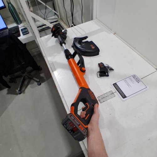 BLACK+DECKER CORDLESS STRING TRIMMER - 2 SPEED - 20V MAX - 12" - ORANGE/BLACK (MODEL: LST522) image 2