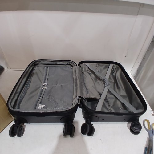 AMAZON BASICS HARDSIDE CARRY-ON LUGGAGE - 21" - BLACK image 4