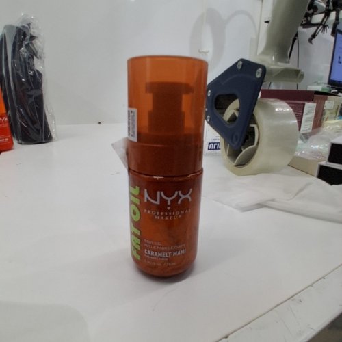 NYX FAT OIL GLITTER BODY OIL - 2.3 OZ / 70 ML - CARAMELT MAMI image 4