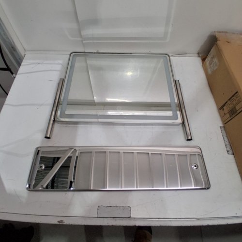 ARTIKA AUREA DIMMMABLE LED COSMETIC MIRROR WITH 10X MAGNIFYING MIRROR, 3000K-5000K 20W - 23" X 15" - WHITE (MODEL: 1595959/VMIRH-AUCZ-2016-C1CR) image 3