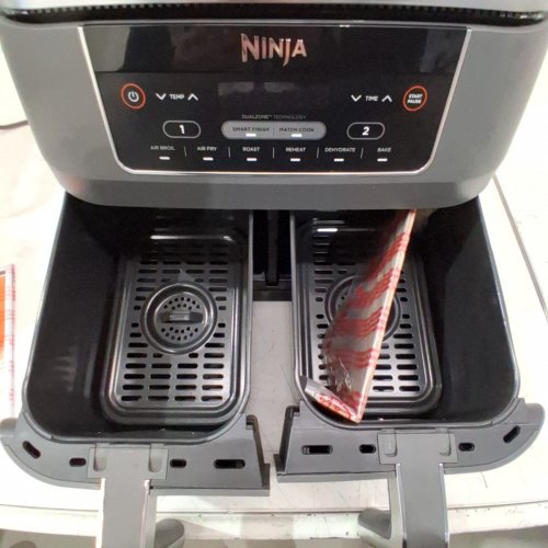 NINJA FOODI 6-IN-1 MATCHCOOK DUAL BASKET AIR FRYER - 8QT. TOTAL CAPACITY - BLACK (MODEL: DZ201) image 4