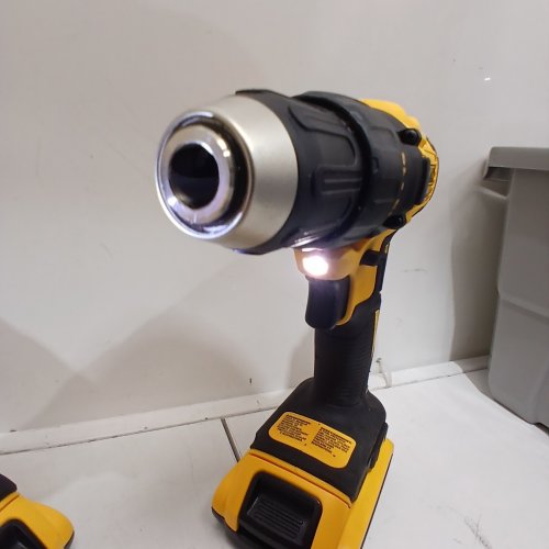 5PC DEWALT 20V MAX BRUSHLESS CORDLESS COMPACT DRILL/DRIVER AND IMPACT DRIVER WITH CARRYING CASE, 2 BATTERIES COMBO KIT (MODEL: DCK277C2) image 3