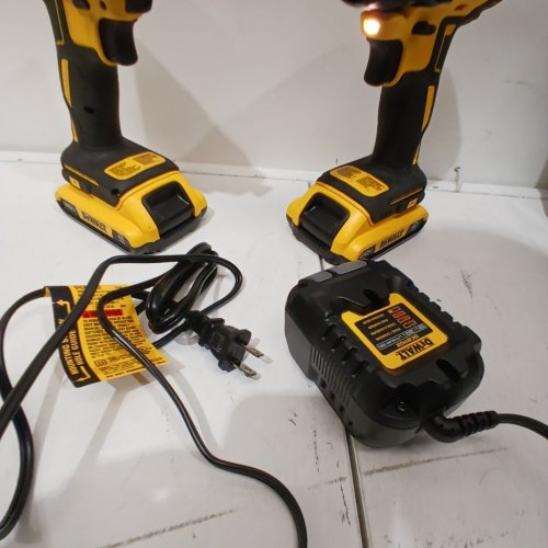 5PC DEWALT 20V MAX BRUSHLESS CORDLESS COMPACT DRILL/DRIVER AND IMPACT DRIVER WITH CARRYING CASE, 2 BATTERIES COMBO KIT (MODEL: DCK277C2) image 6