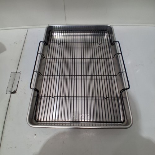 2PC NORDICWARE ALUMINUM OVEN CRISP BAKING SHEET WITH TRAY - 21.1" X 15" (MODEL: 35702CTC) image 2
