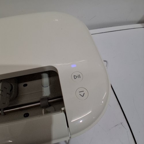 CRICUT EXPLORE 5 CUTTING MACHINE - BEIGE (MODEL: CXPL204C) image 2