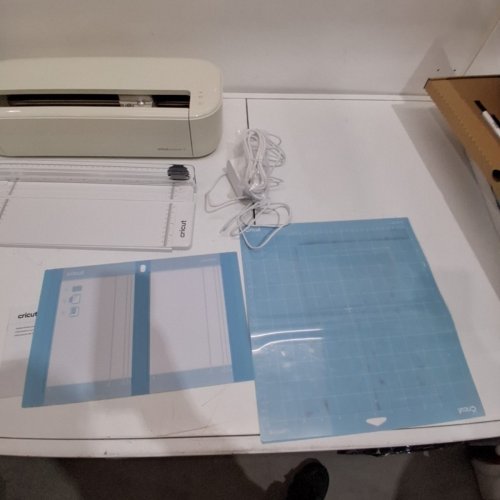 CRICUT EXPLORE 5 CUTTING MACHINE - BEIGE (MODEL: CXPL204C) image 8
