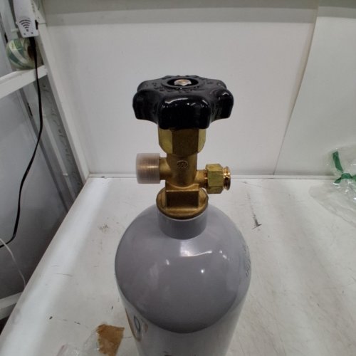 REFILLABLE ALUMINUM CO2 TANK - GAS CYLINDER FOR BEER BREWING - 5LBS - GREY (MODEL: 5LBS) image 3