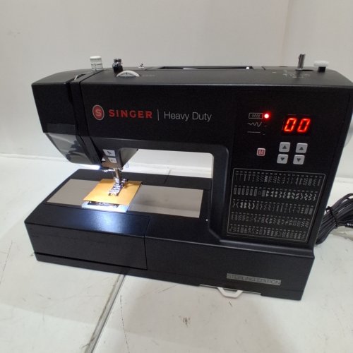 SINGER HEAVY DUTY STERLING SEWING MACHINE , FULL METAL FRAME AND LCD SCREEN - 215 STITCHES - BLACK (MODEL: HD6600C) image 2