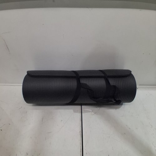 AMAZON BASICS YOGA/EXCERSISE MAT - 74'' X 24'' - BLACK image 2