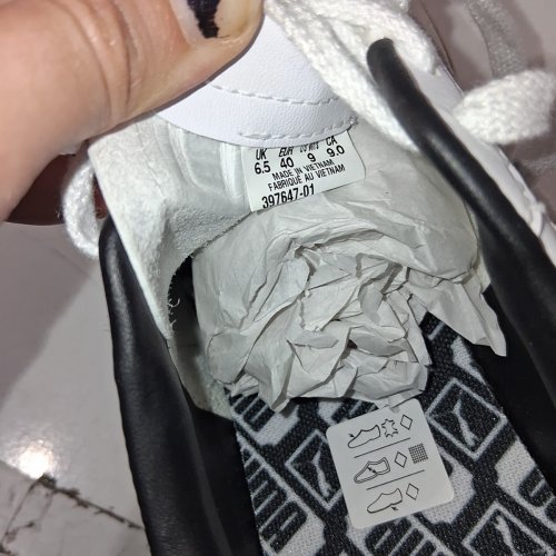 WOMENS PUMA PALERMO LEATHER SNEAKER - SIZE 9 - WHITE/GREY image 4