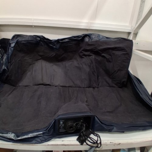 INTEX DURA-BEAM PLUS PILLOW REST AIR MATTRESS WITH BUILT-IN PUMP - QUEEN 16-1/2" - BLACK image 3