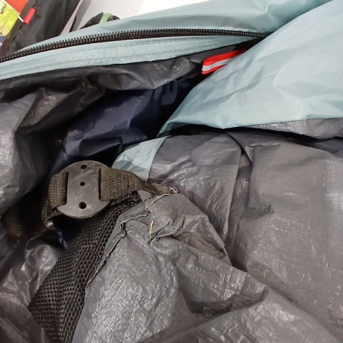 COLEMAN 6 PERSON SKYDOME TENT WITH FULL FLY VESTIBULE - 7FT X 5FT - GREY / BLUE NIGHTS image 2