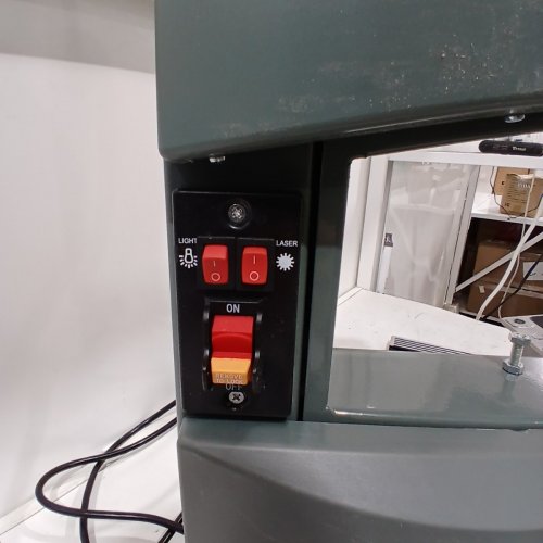 KING CANADA KC-902C 9" WOOD BANDSAW WITH LASER image 9