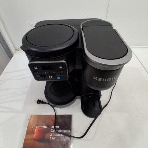 KEURIG K-DUO SINGLE SERVE & DRIP COFFEE MAKER - 12 CUP GLASS CARAFE - BLACK (MODEL: K5600) image 3