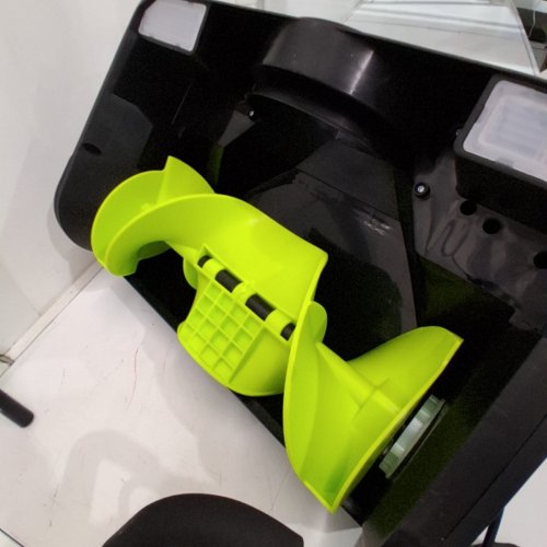 DEKOPRO ELECTRIC CORDED SNOW BLOWER/THROWER - 20" WIDTH - 15A - THROWS UP TO 25FT - BLACK/GREEN (MODEL: DKPGSRA020C1) image 3