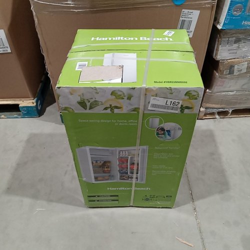 HAMILTON BEACH 3.3CUFT COMPACT REFRIGERATOR - WHITE - (MODEL: HBR33MWEE02) image 2