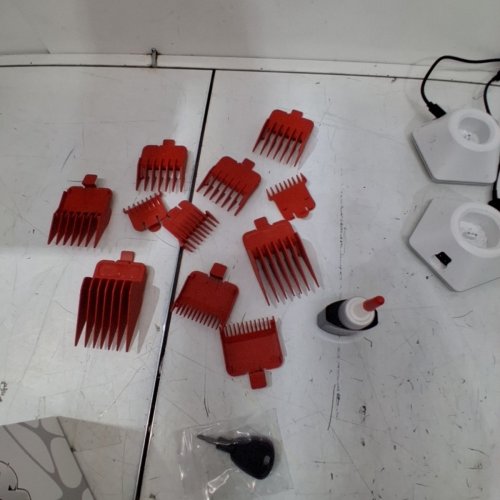 SUPRENT FANGS PRO BARBER CLIPPERS WITH PATENTED U TEETH BLADE - 13 K RPM - RED/BLACK/WHITE image 6