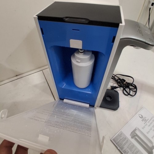 BRITA HUB 12-CUP INSTANT POWERFUL COUNTERTOP FILTRATION SYSTEM - FILTERS UP TO 120GAL OF WATER - SILVER (MODEL: 87340C) image 6