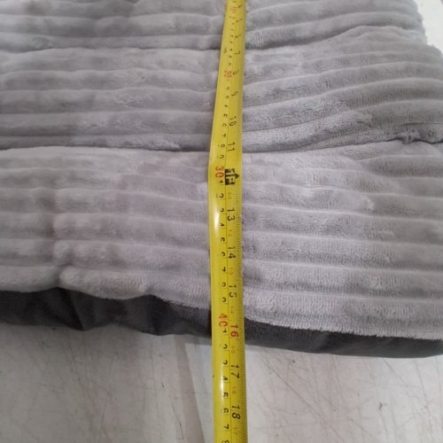 PLUSH NON-SLIP PET BED - 22" X 16" - GREY image 4