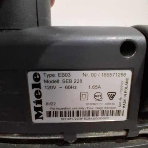 MIELE ELECTRO PLUS VACUUM FLOOR HEAD - 120 V, 1.65A - BLACK (MODEL: SEB 228) image 2