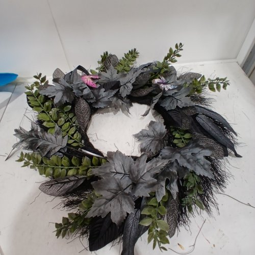 ARTIFICIAL FALL FLORAL WREATH - 21" - BLACK AND GRAY WITH GREEN ACCENTS image 3