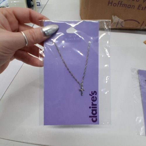 CLAIRE'S CROSS PENDANT NECKLACE WITH TWIST CHAIN- 16" + 3" - SILVER-TONE image 3