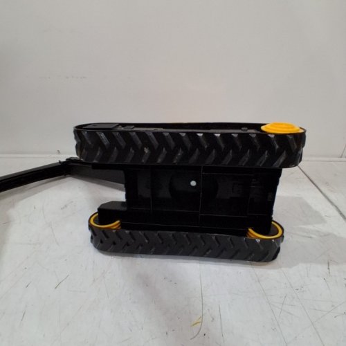 CAT TRACKED TOY REAL STEEL BODY, WORKING METAL BUCKET & TREADS EXCAVATOR - 20" - YELLOW / BLACK (ITEM: 82892 3AM01) image 5