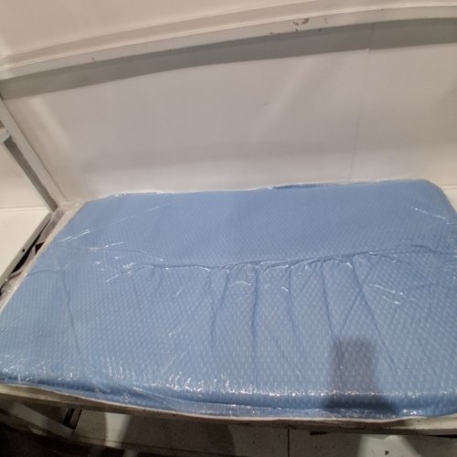 PARELER BEAR 2-STAGE DUAL SIDED WATERPROOF MATTRESS - 52"X27.5" - WHITE/BLUE image 2