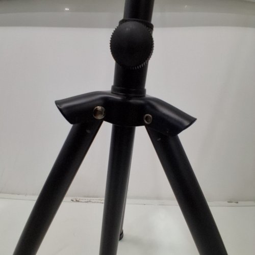 AMAZONBASICS FOLDING TRIPOD BOOM MICROPHONE STAND WITH LONG BOOM ARM - 3FT-7FT - BLACK image 3