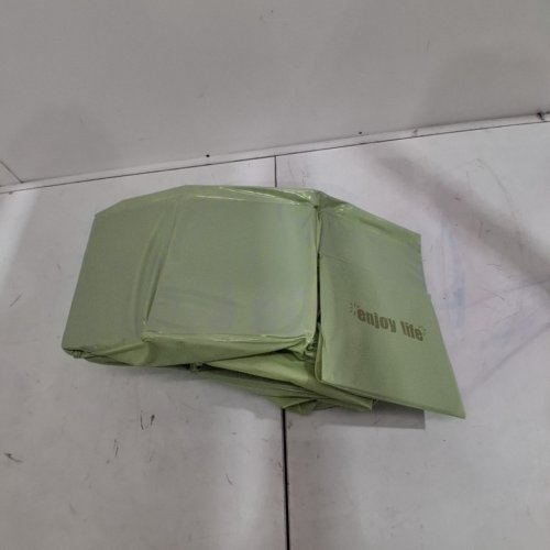 COLLAPSIBLE BABY BATHTUB WITH SIDE DRAIN PLUG - 17.7" X 29.5" - GREEN image 5
