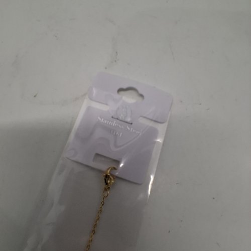 WOMENS STAINLESS HEART CHARM BRACELET - 316 L GREEN AND GOLD-TONE image 2